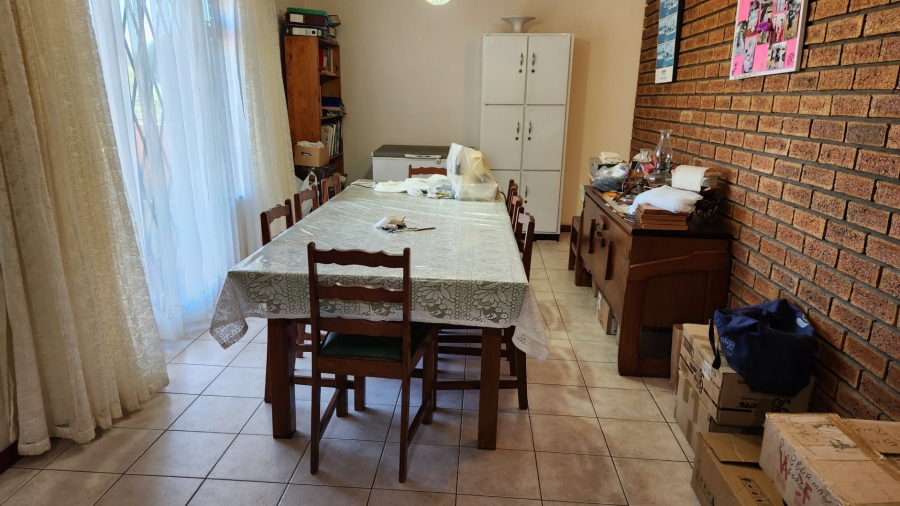4 Bedroom Property for Sale in Bayview Western Cape